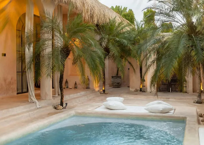 The Oasis bali チャングー
